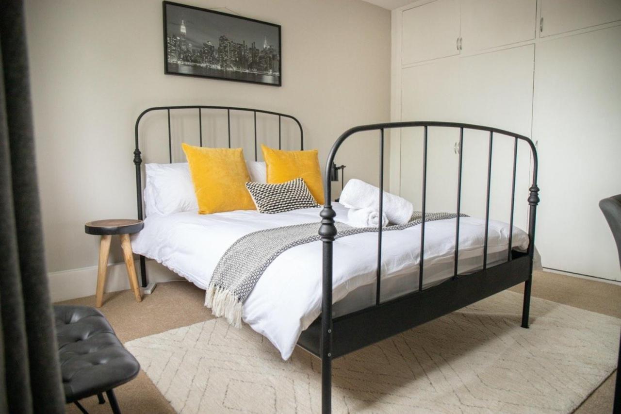Guestready - Homely Leeds City Apartment Sleep 4 Meanwood Exterior photo